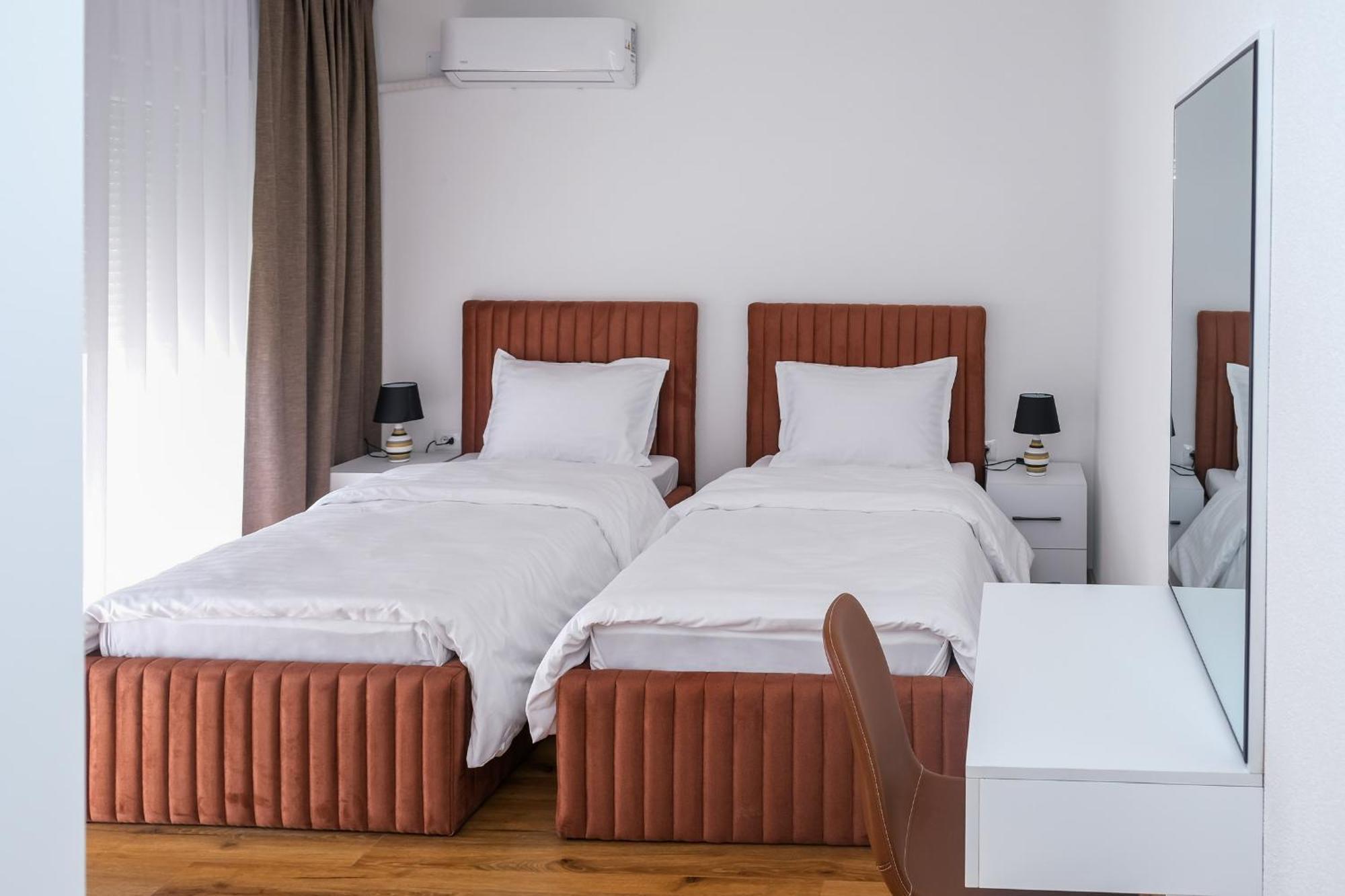 Nest Apartments Gjakova Exterior photo